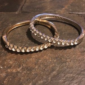 Stone hinge bracelet set